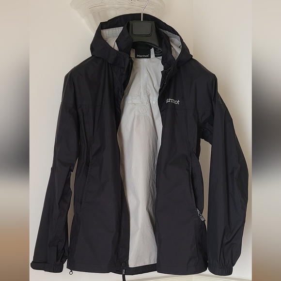 Marmot Rain jacket in black - Picture 3 of 9